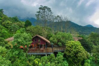 Best Places to Stay Near Iconic Trailheads